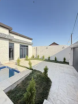 Satılır 4 otaqlı həyət evi 150 m²
