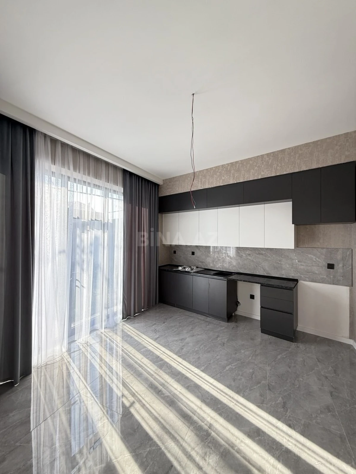 Satılır 4 otaqlı həyət evi 150 m²