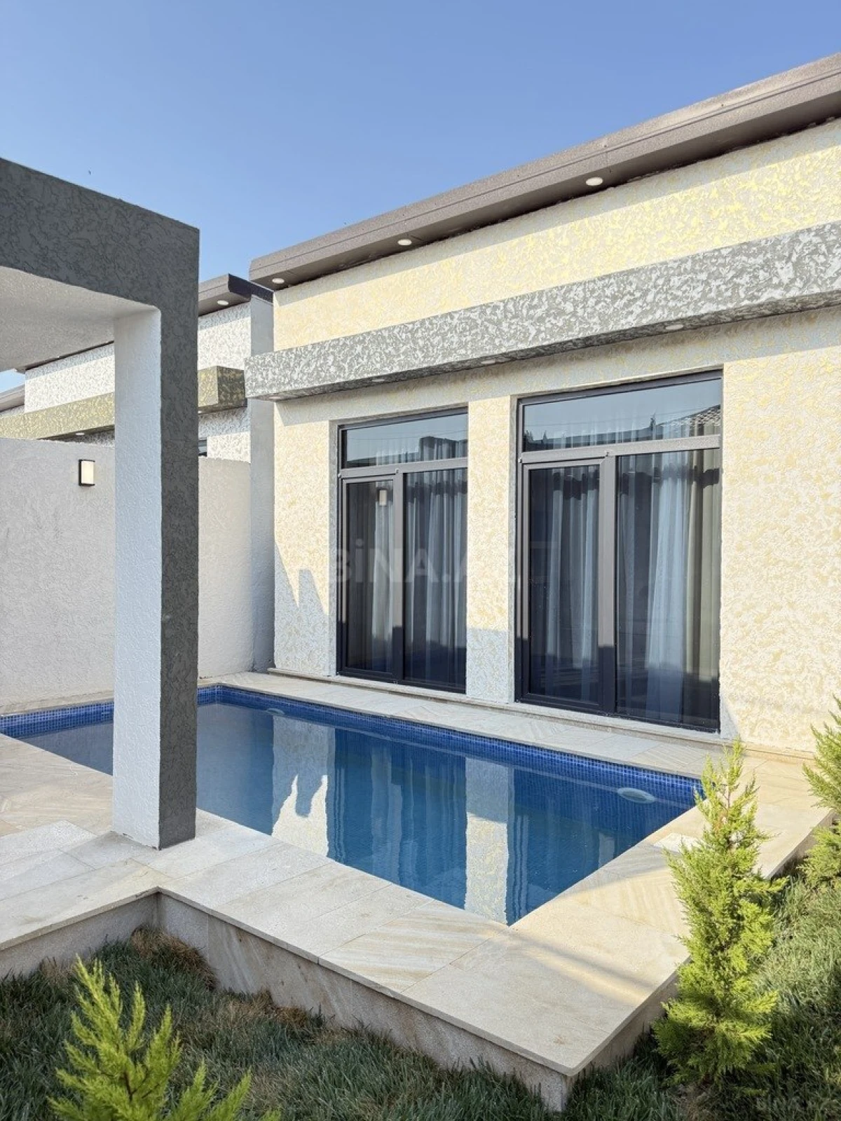 Satılır 4 otaqlı həyət evi 150 m²