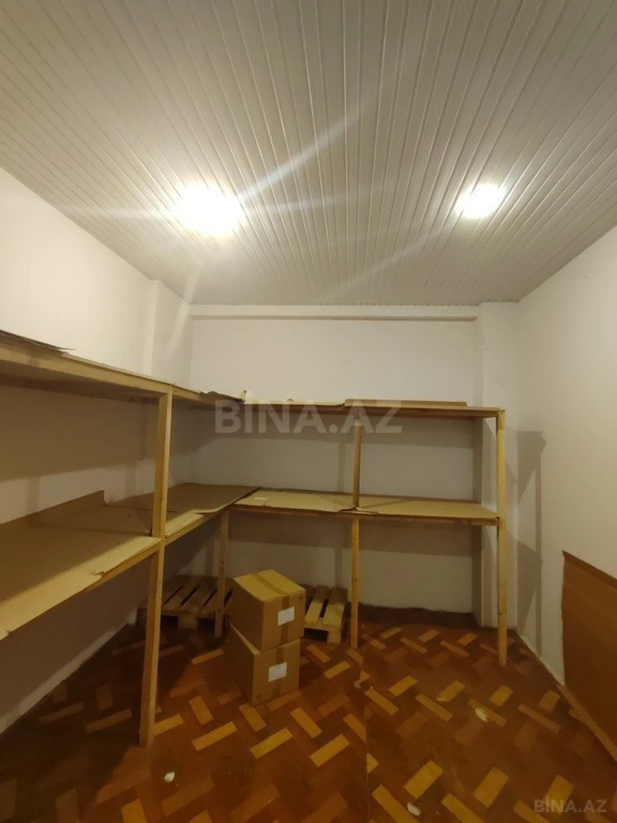 Kirayə verilir obyekt 135 m²