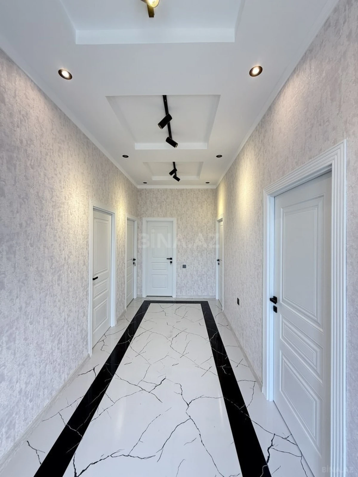 Satılır 4 otaqlı həyət evi 130 m²