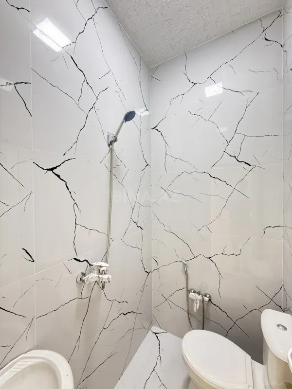 Satılır 4 otaqlı həyət evi 130 m²