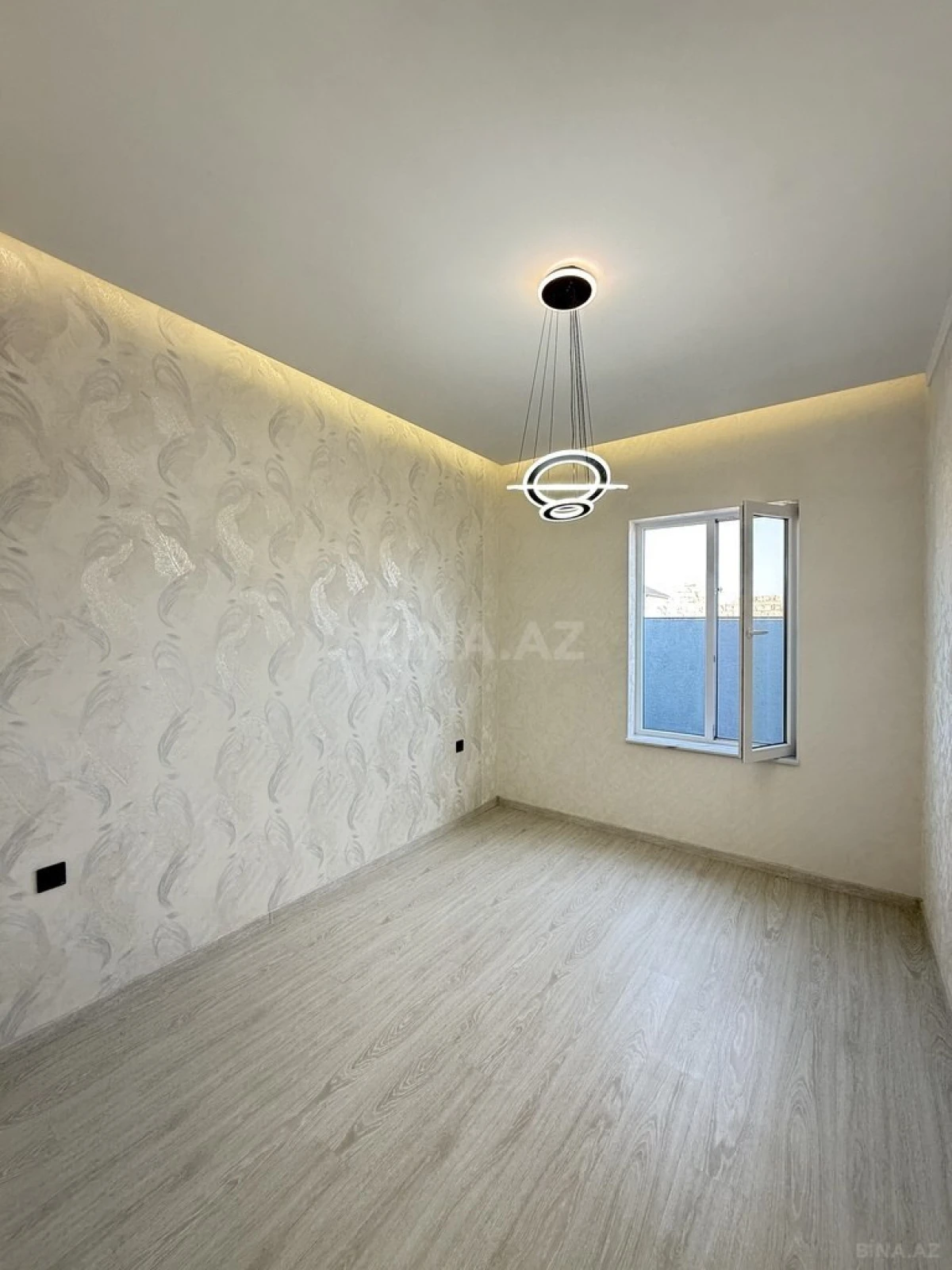 Satılır 4 otaqlı həyət evi 130 m²