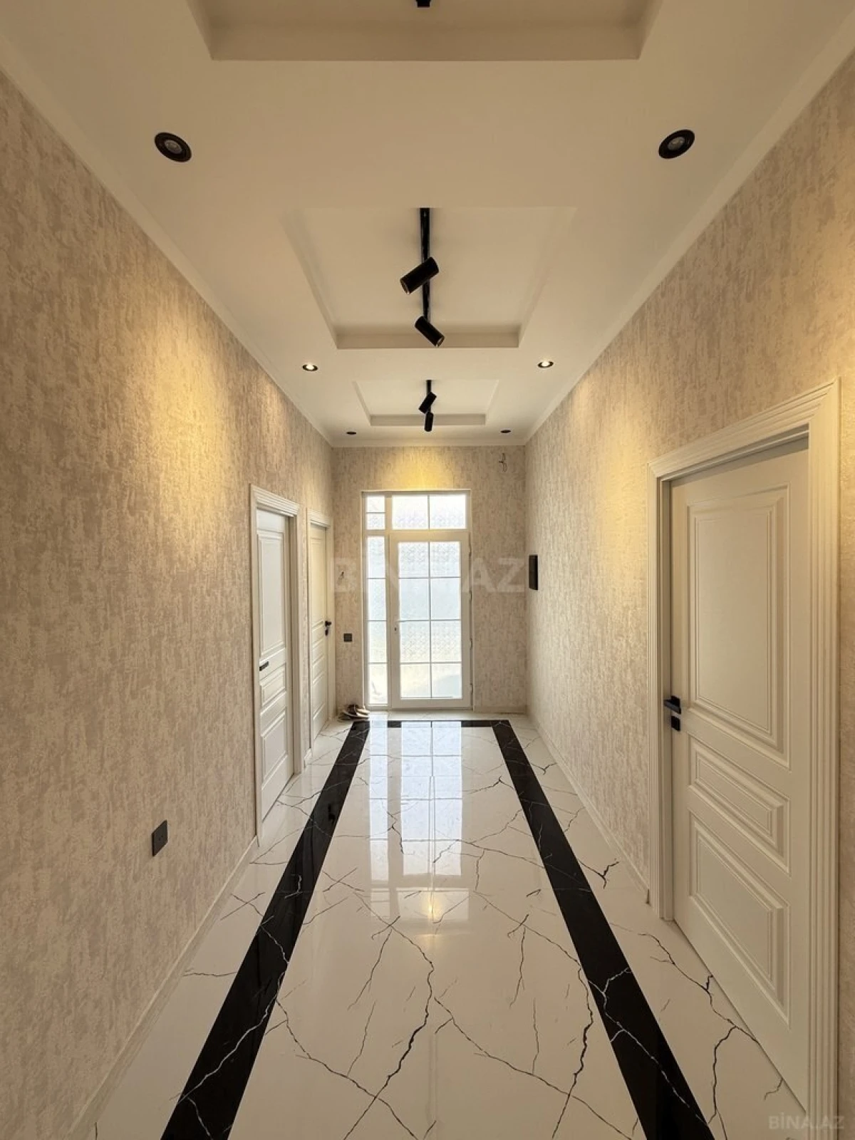 Satılır 4 otaqlı həyət evi 130 m²
