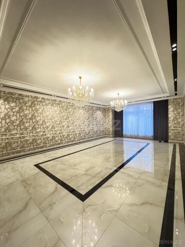 Satılır 7 otaqlı həyət evi 500 m²