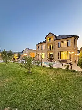 Satılır 7 otaqlı həyət evi 500 m²