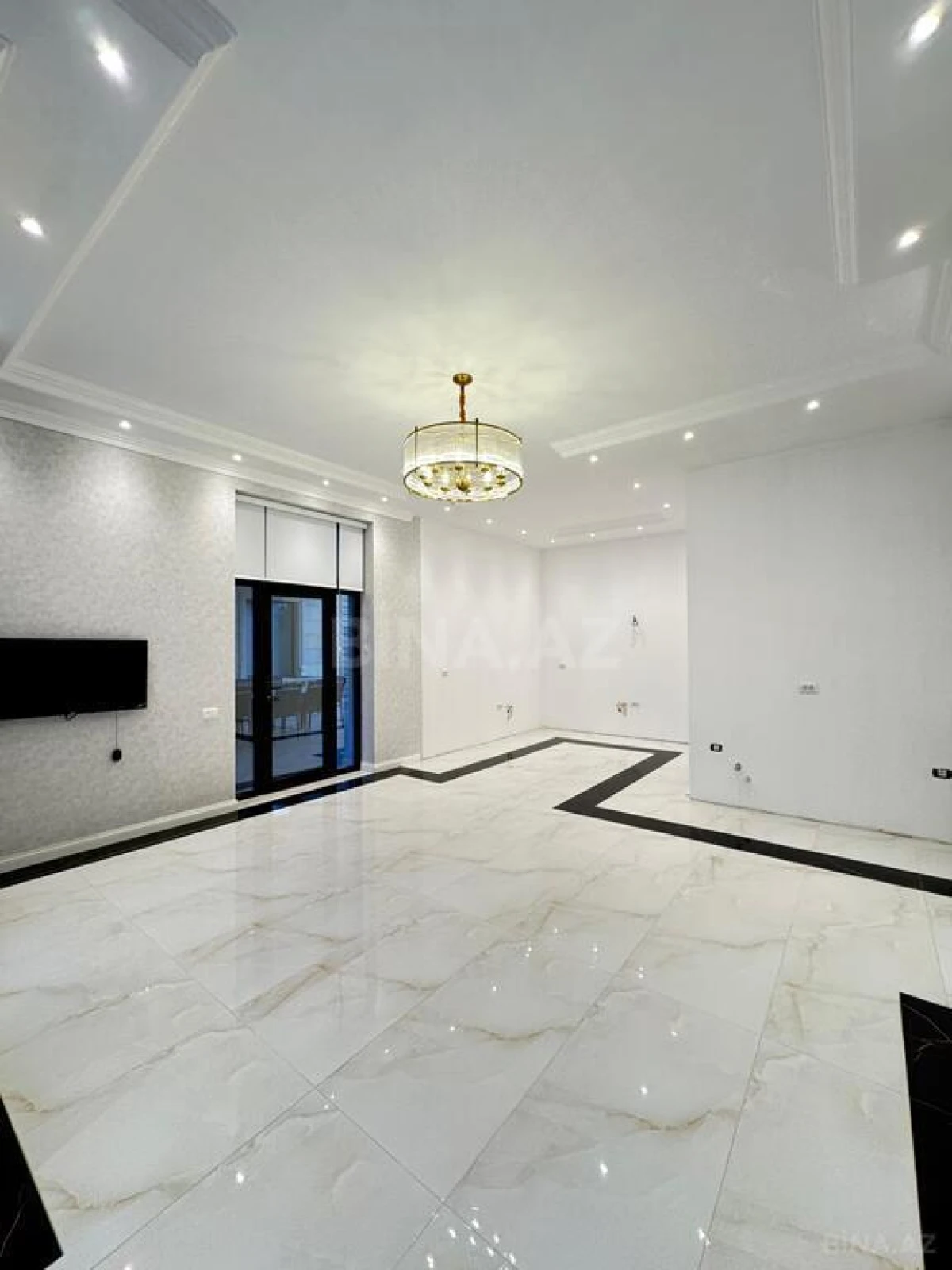 Satılır 7 otaqlı həyət evi 500 m²