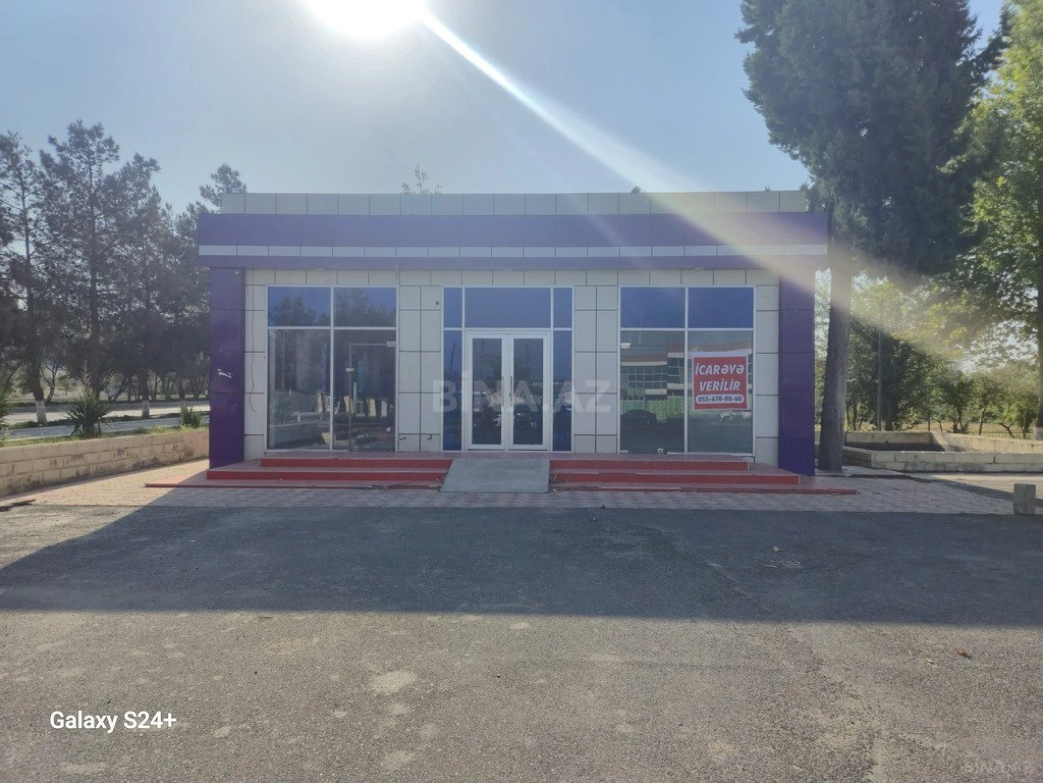 Kirayə verilir obyekt 160 m²