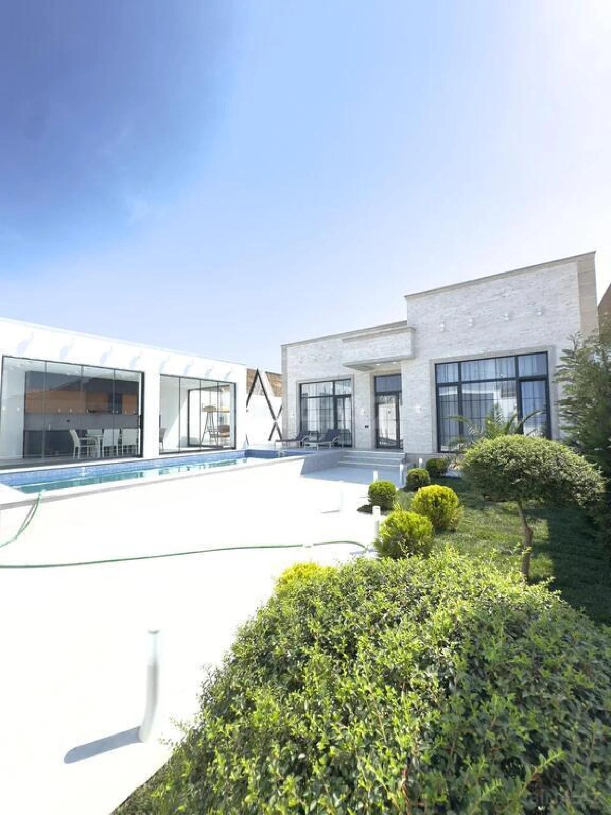 Satılır 4 otaqlı həyət evi 170 m²