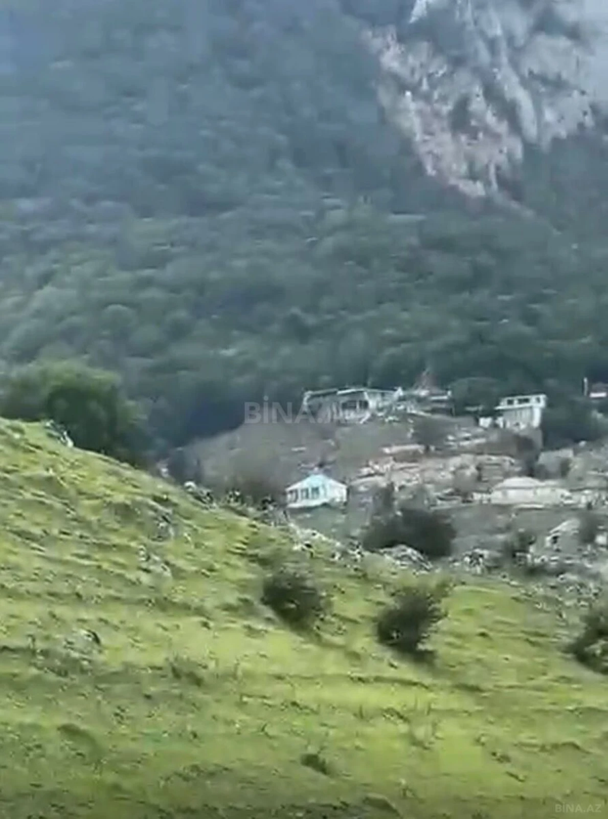 Satılır torpaq sahəsi 12 m²