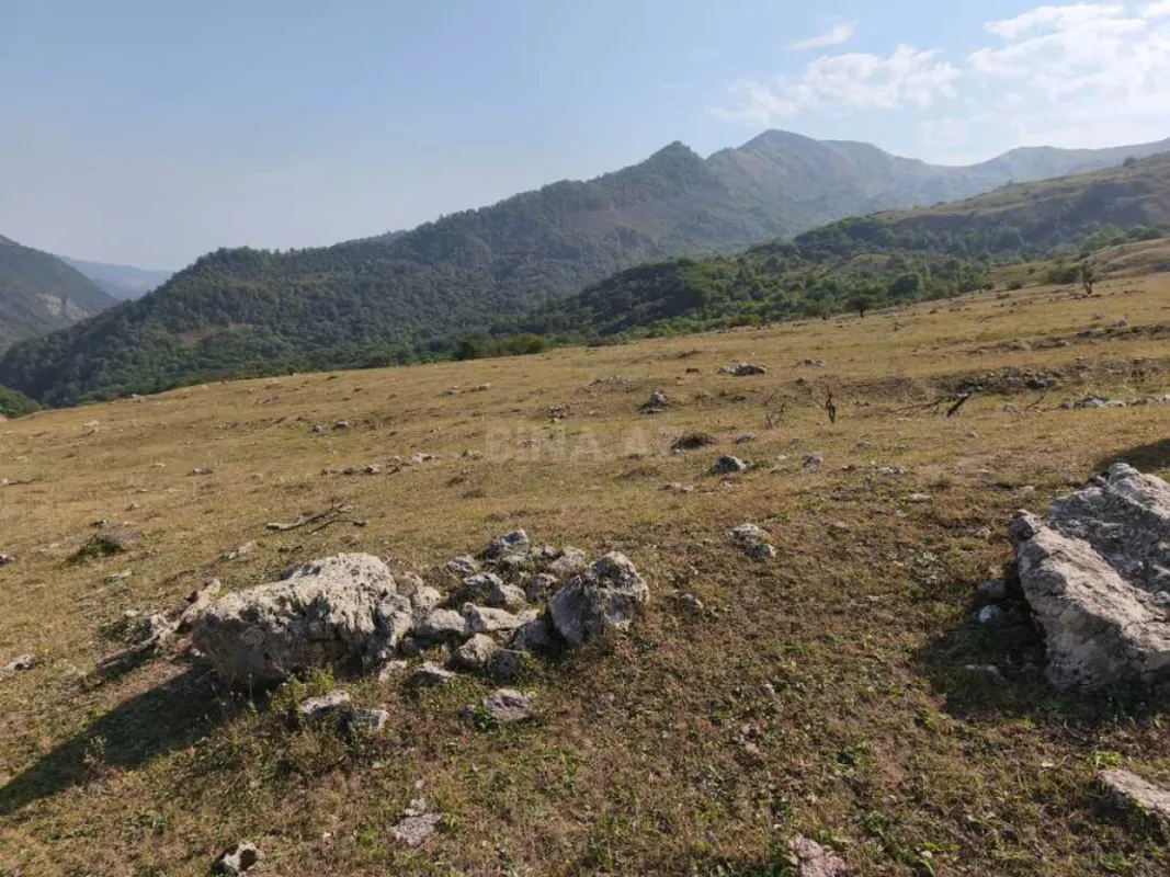 Satılır torpaq sahəsi 12 m²