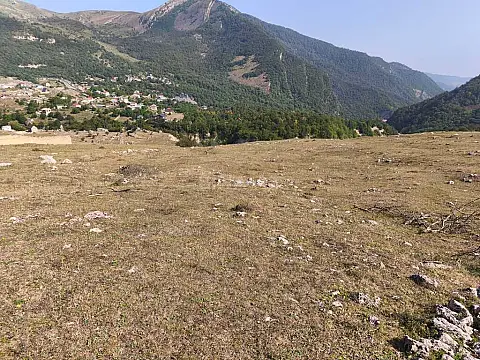 Satılır torpaq sahəsi 12 m²