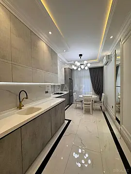 Satılır 3 otaqlı mənzil 124 m²