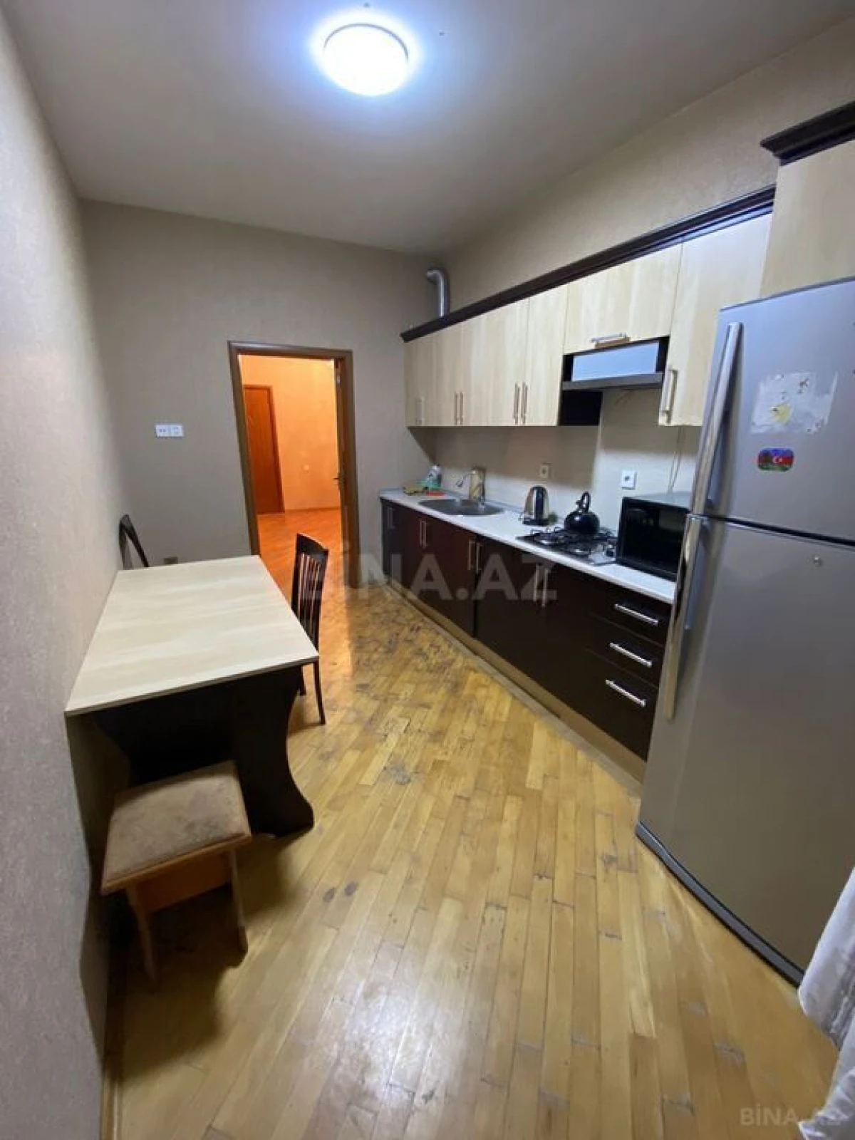 Satılır 3 otaqlı mənzil 147 m²