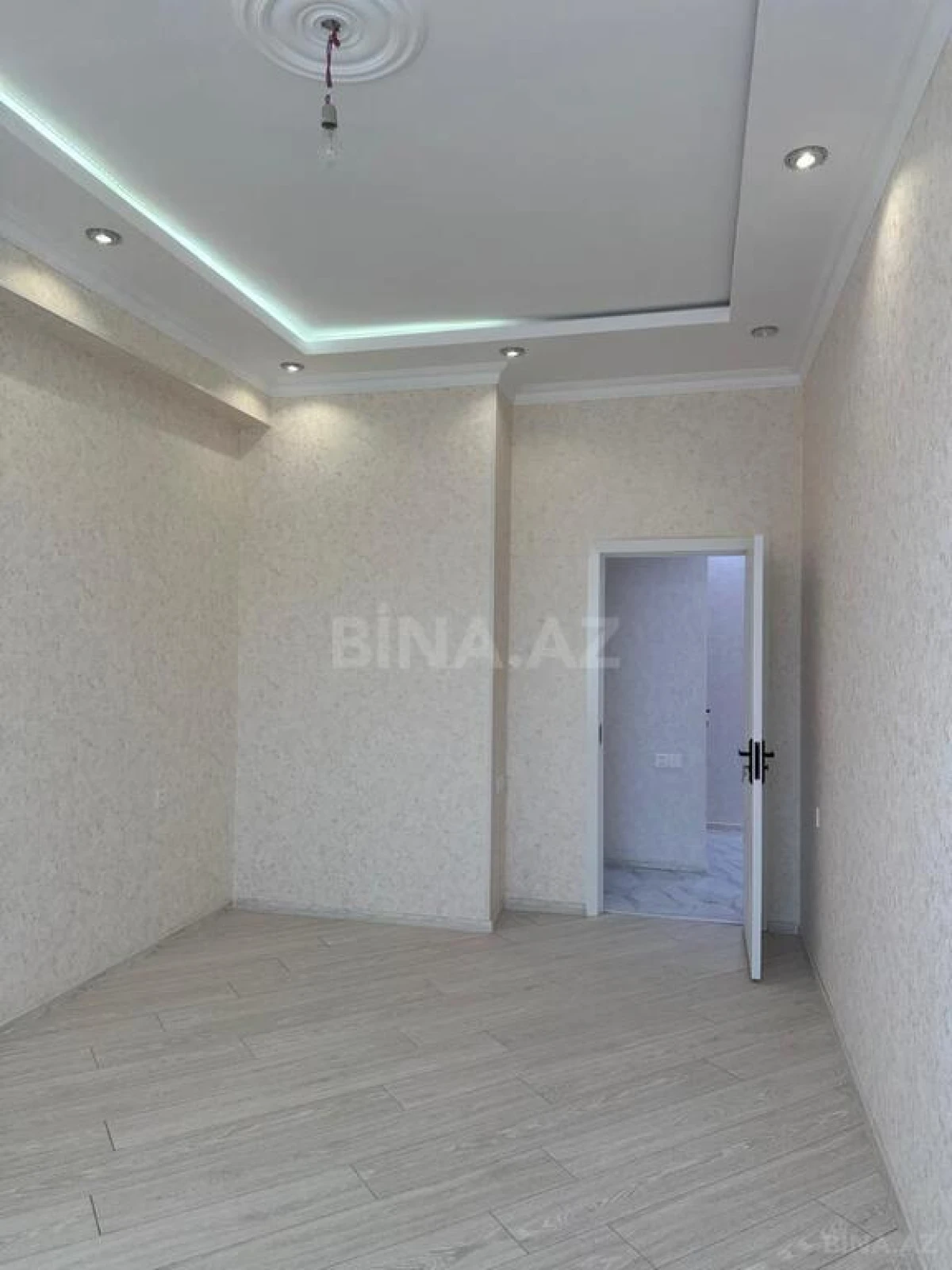 Satılır 3 otaqlı mənzil 86 m²