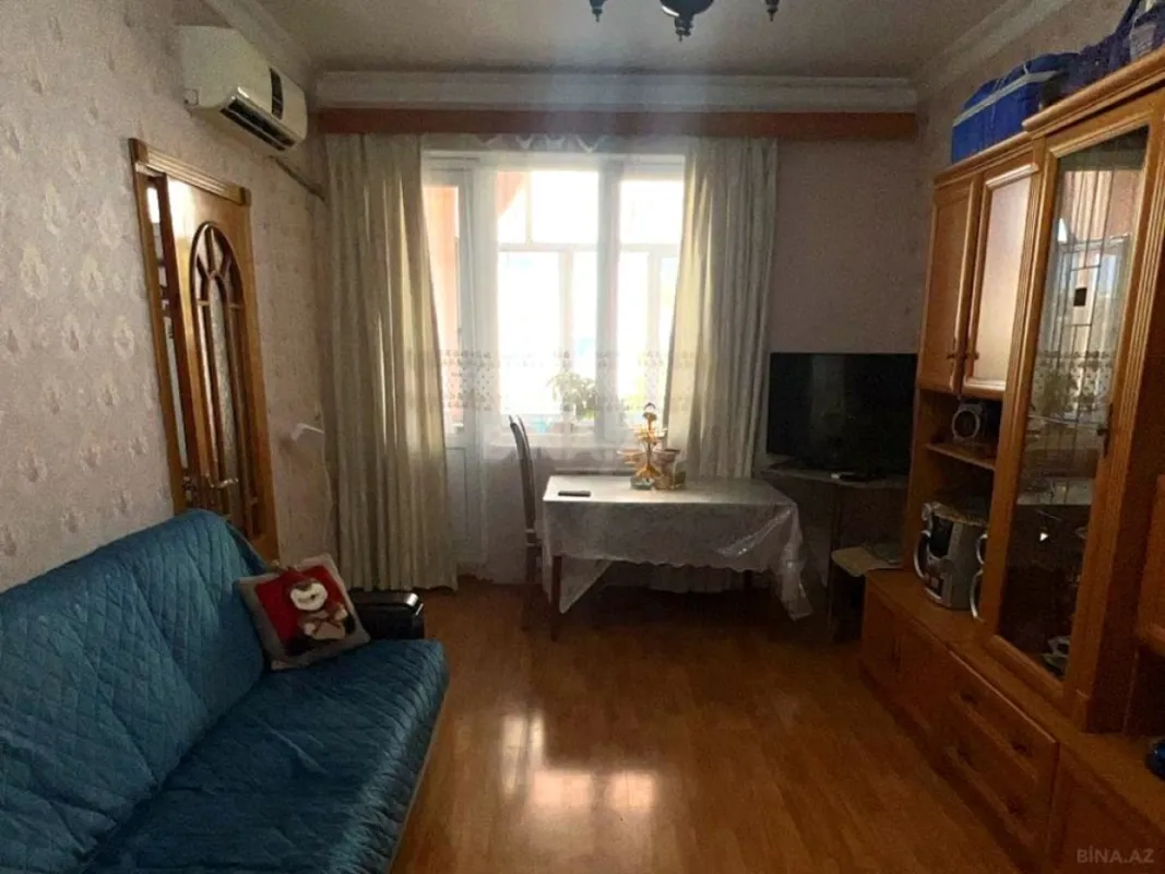 Satılır 2 otaqlı mənzil 45 m²