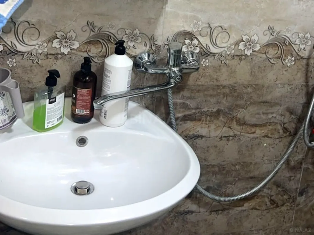 Satılır 2 otaqlı mənzil 45 m²