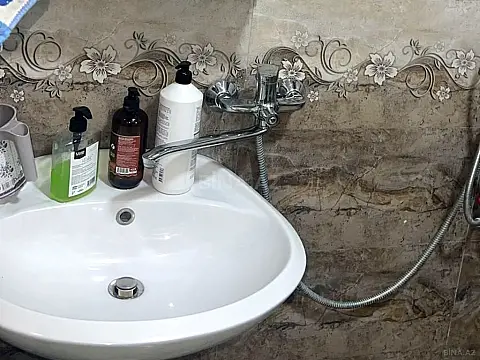 Satılır 2 otaqlı mənzil 45 m²