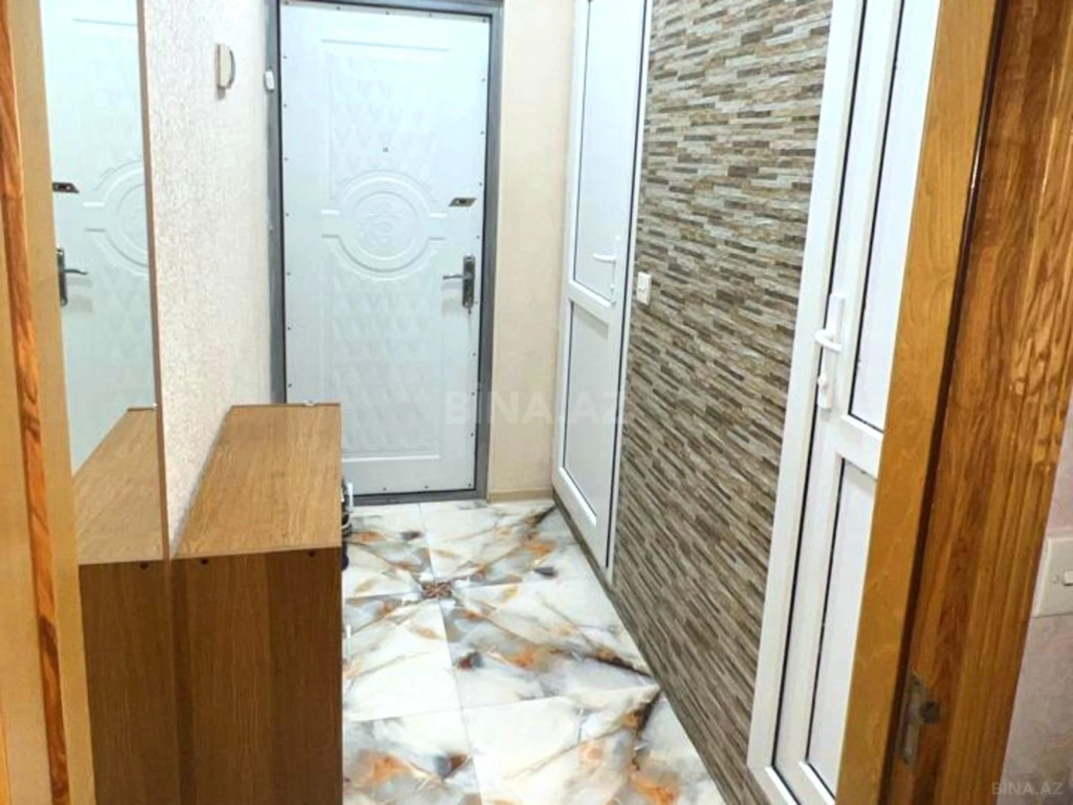 Satılır 2 otaqlı mənzil 45 m²