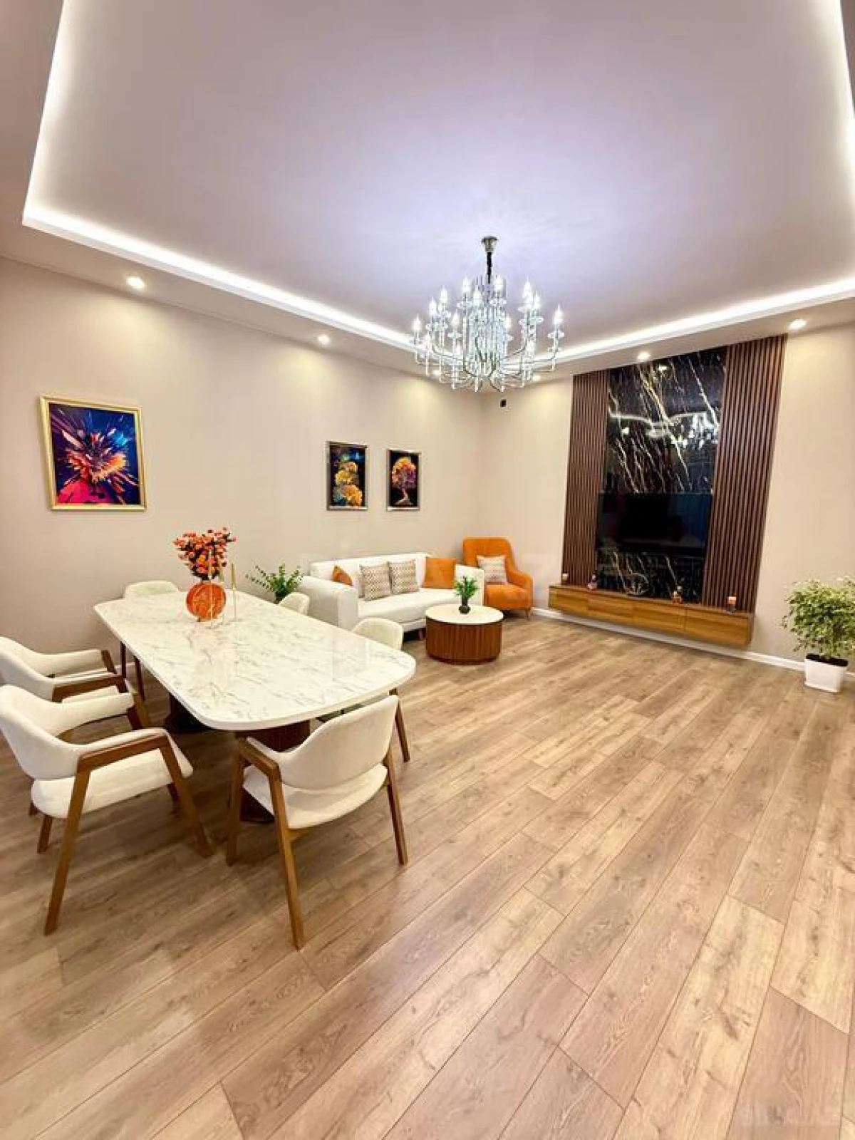 Satılır 5 otaqlı həyət evi 195 m²