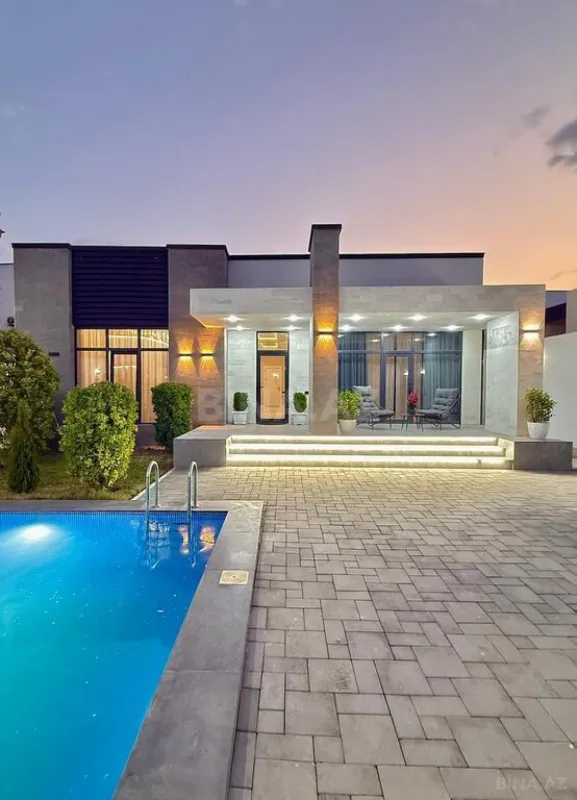 Satılır 5 otaqlı həyət evi 195 m²