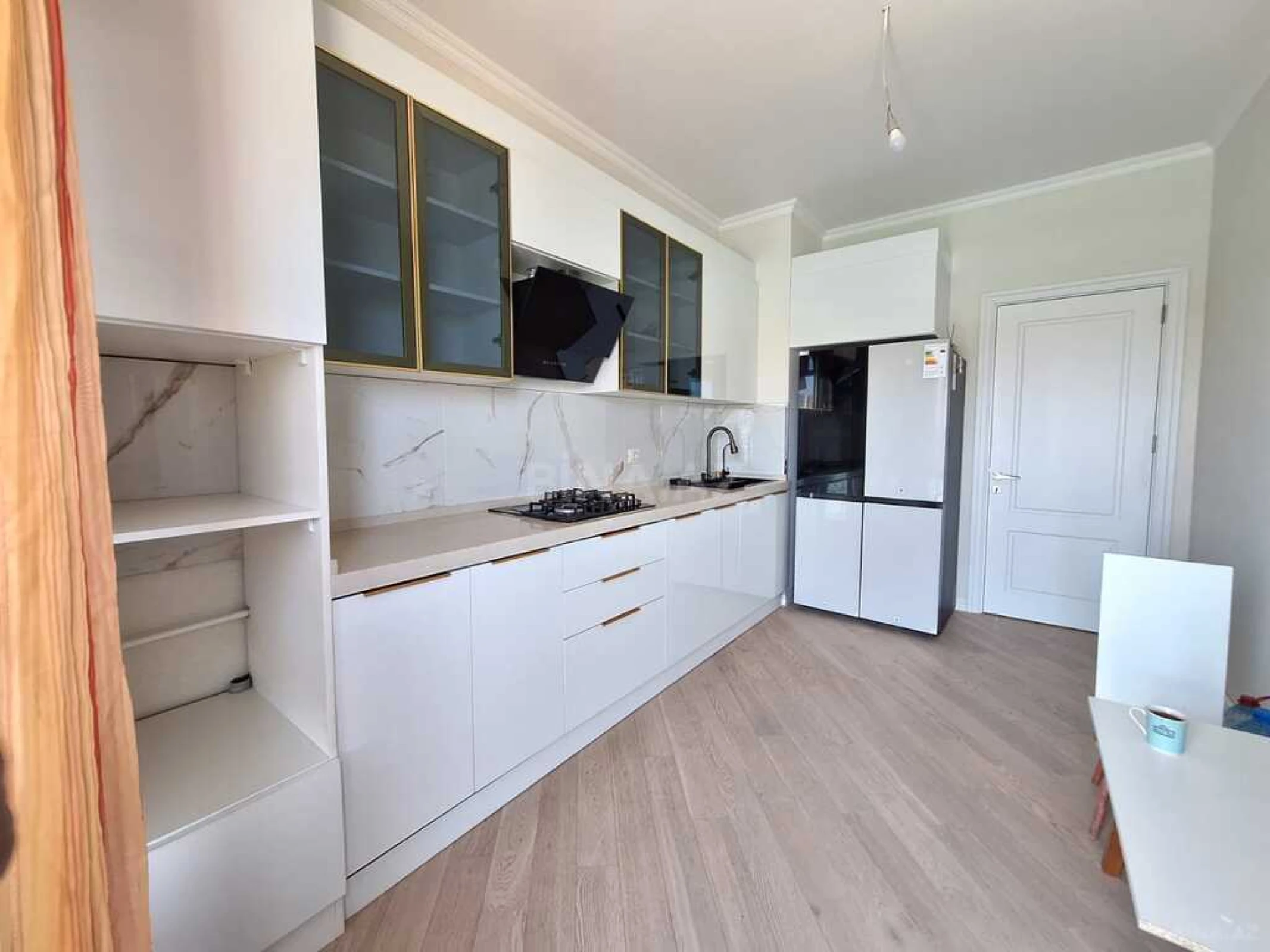 Satılır 3 otaqlı mənzil 96 m²