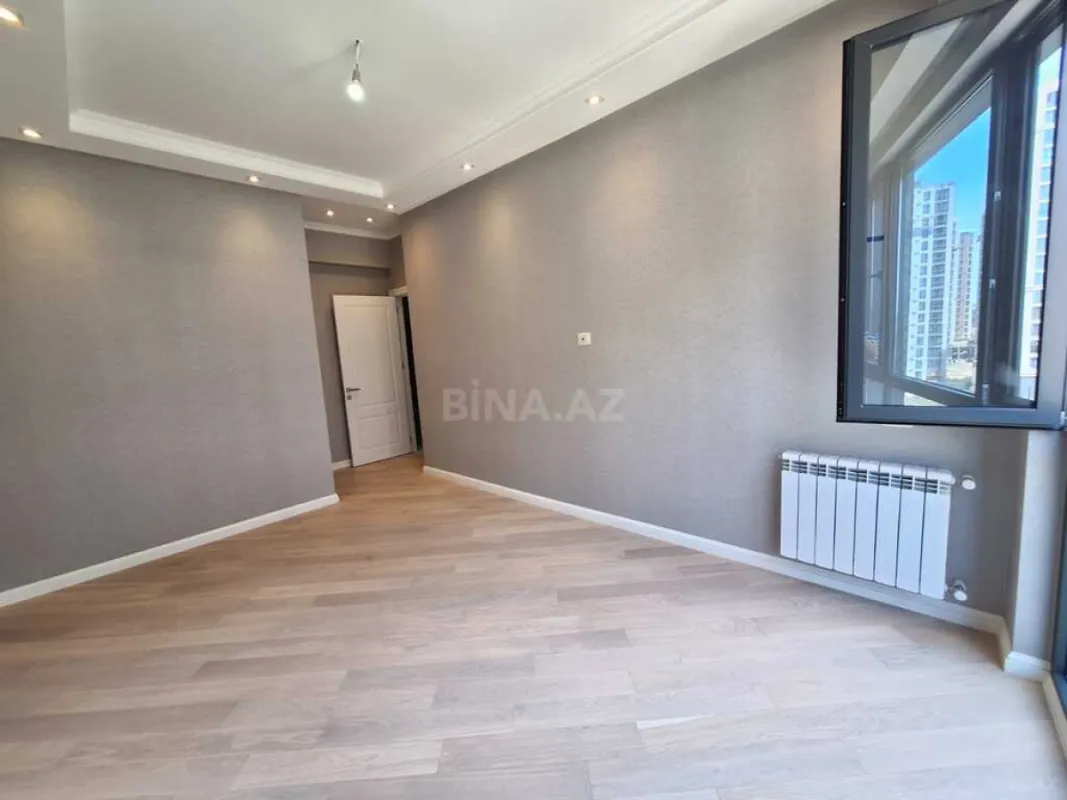 Satılır 3 otaqlı mənzil 96 m²