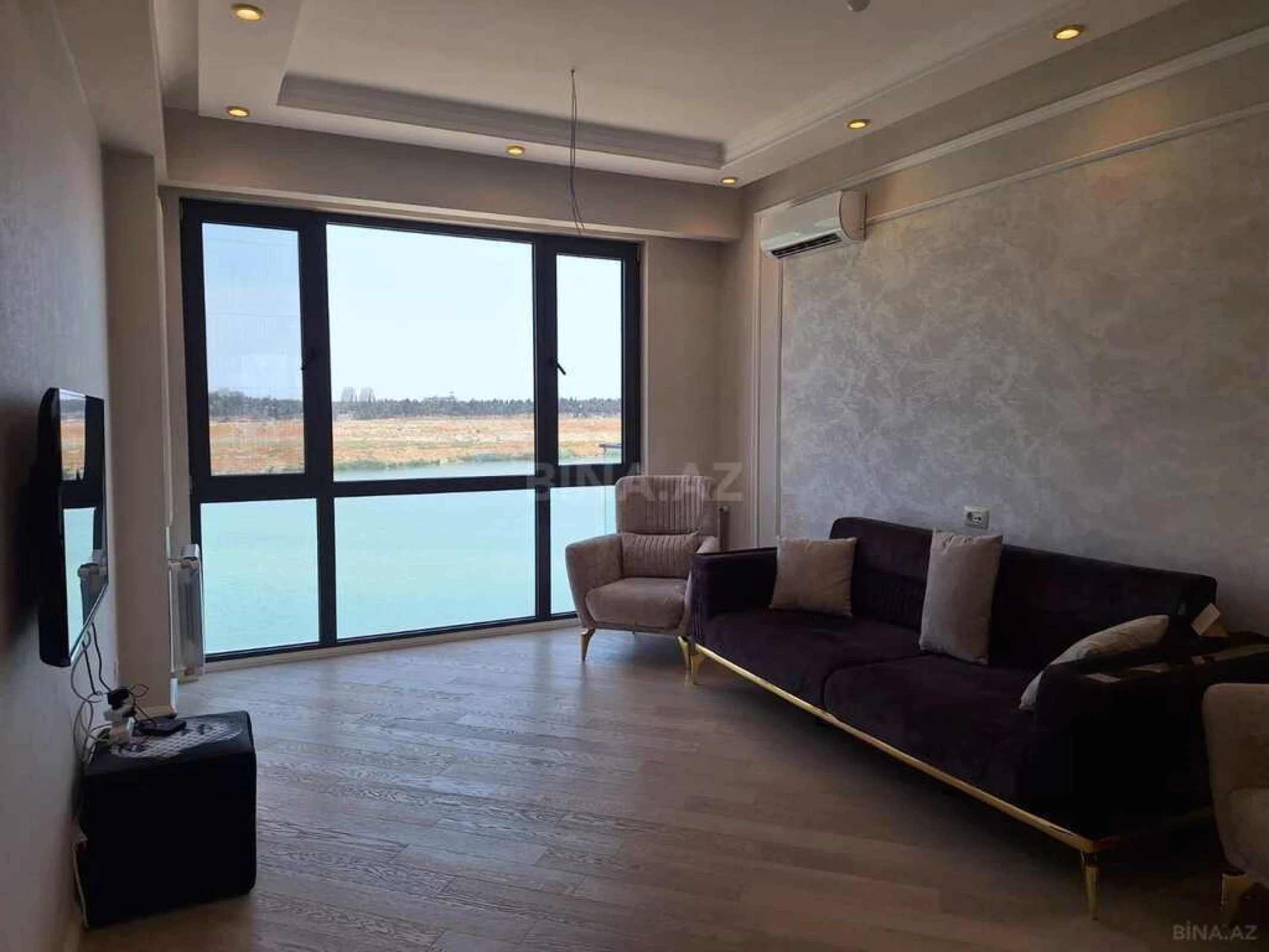 Satılır 3 otaqlı mənzil 96 m²