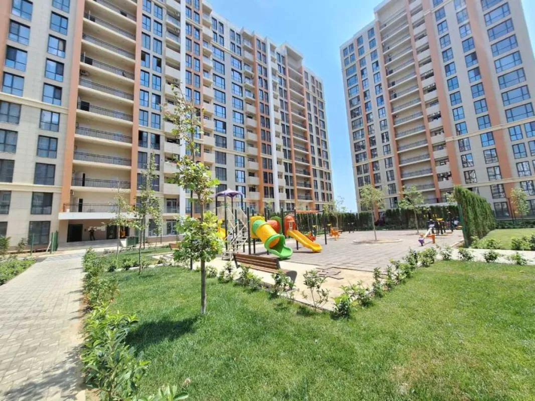 Satılır 3 otaqlı mənzil 96 m²