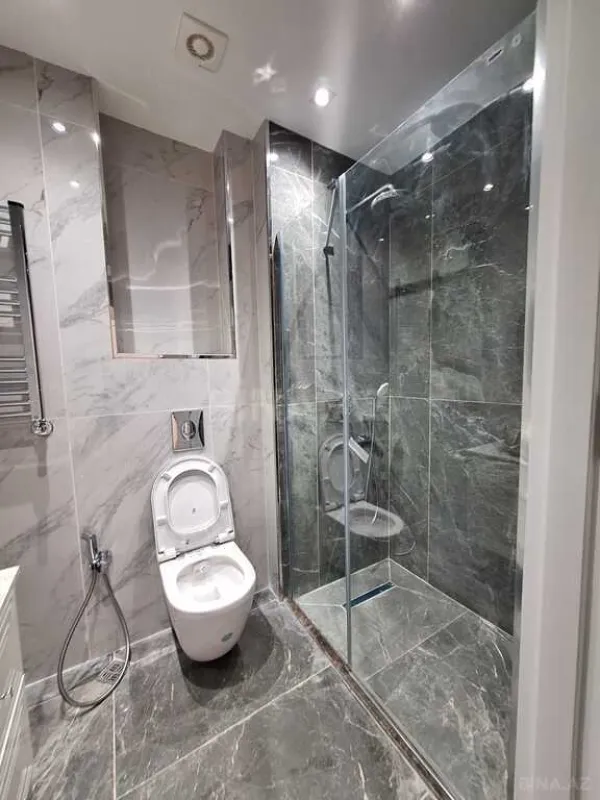 Satılır 3 otaqlı mənzil 96 m²