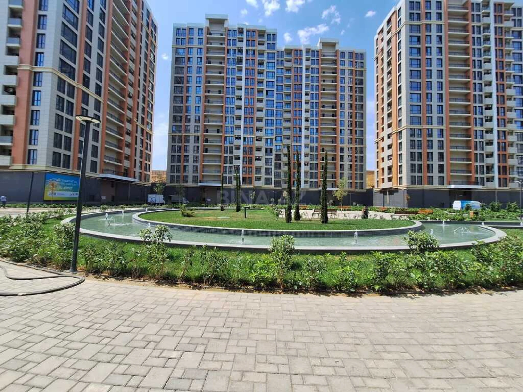 Satılır 3 otaqlı mənzil 96 m²