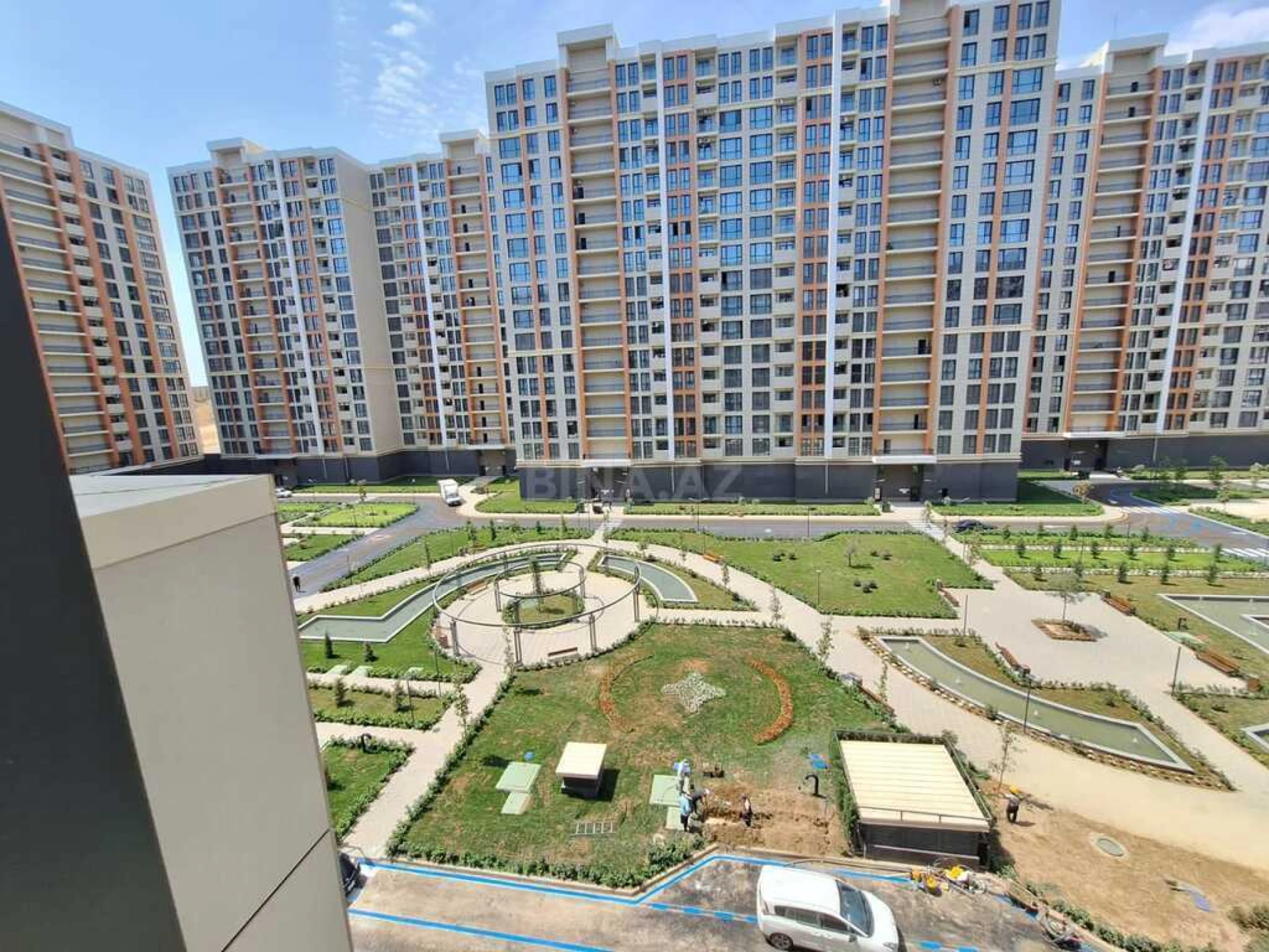 Satılır 3 otaqlı mənzil 96 m²