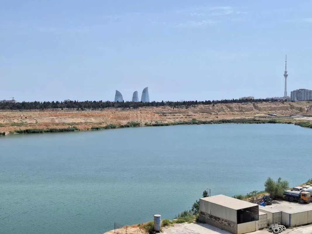 Satılır 3 otaqlı mənzil 96 m²