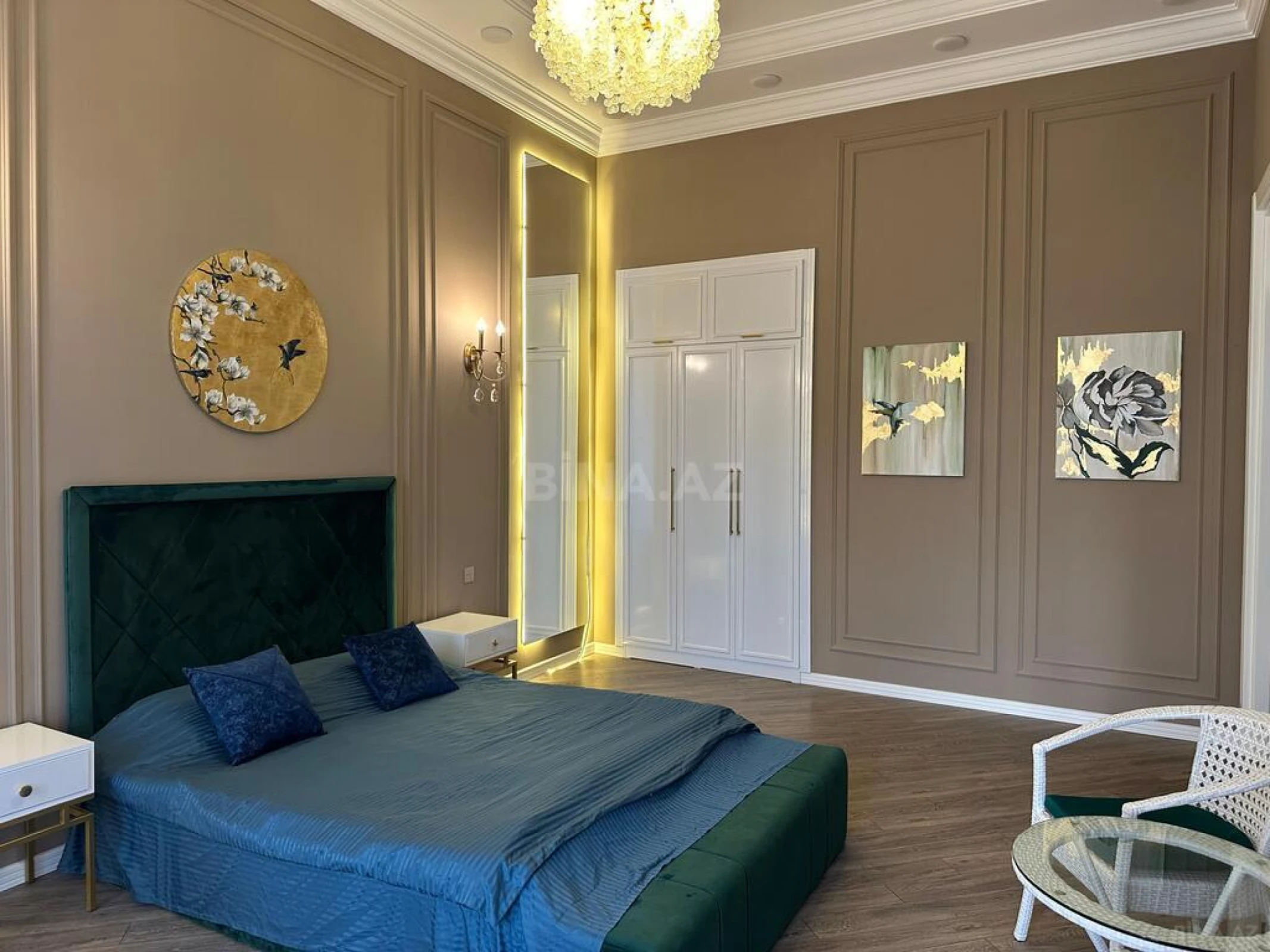 Satılır 3 otaqlı mənzil 138 m²