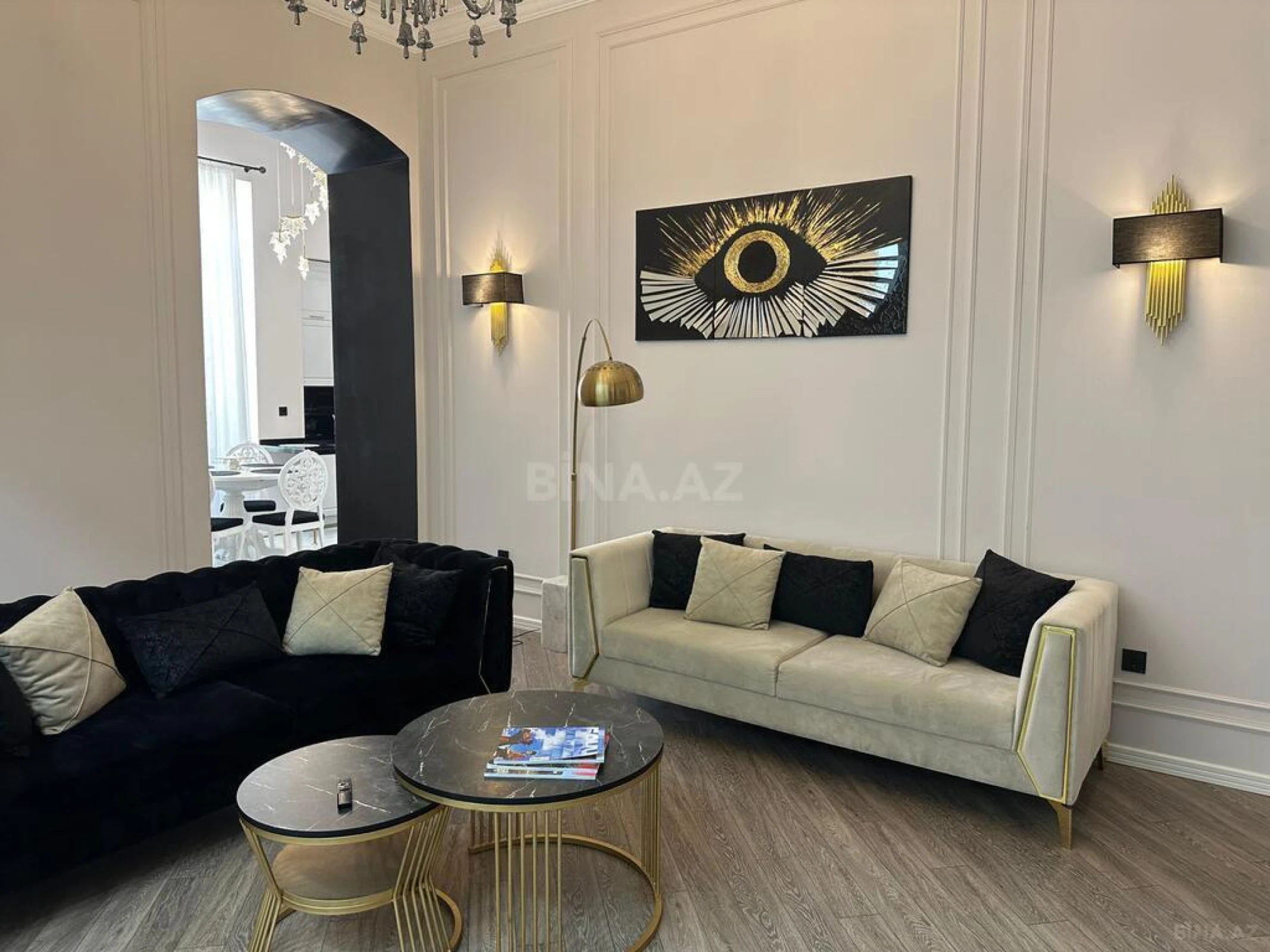 Satılır 3 otaqlı mənzil 138 m²