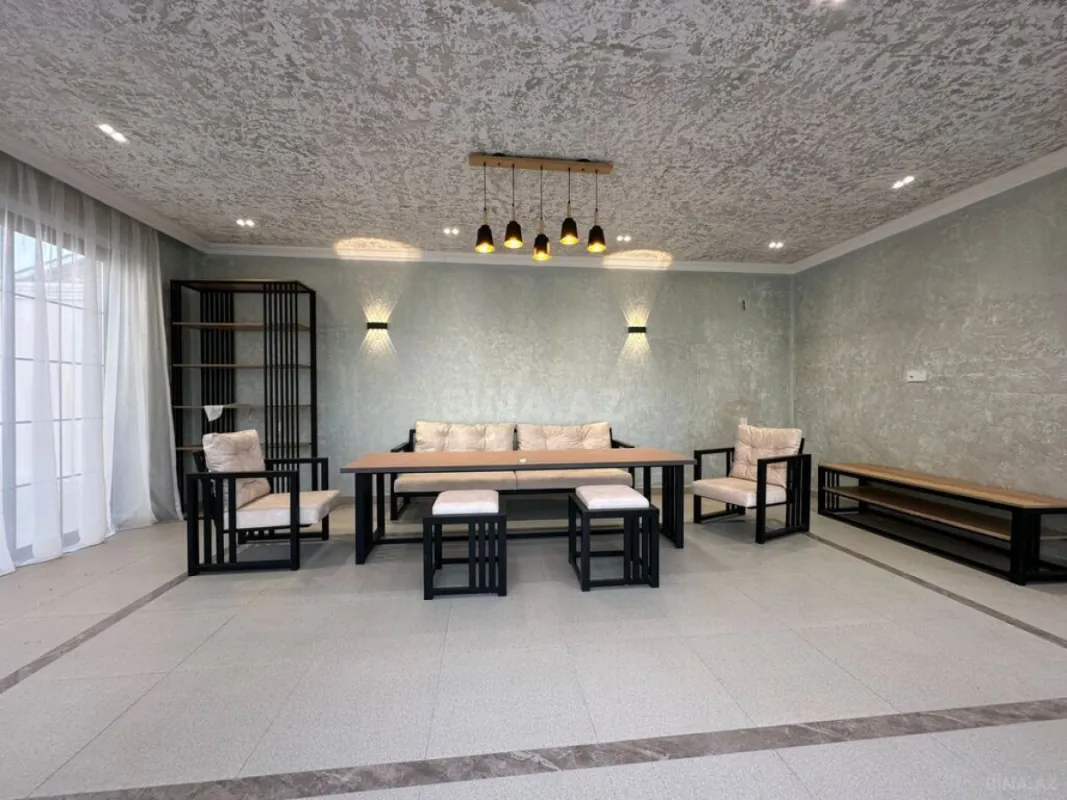 Satılır 6 otaqlı həyət evi 460 m²