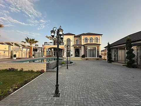 Satılır 6 otaqlı həyət evi 460 m² — Bakı, Mərdəkan 6 otaq 460.00 m²