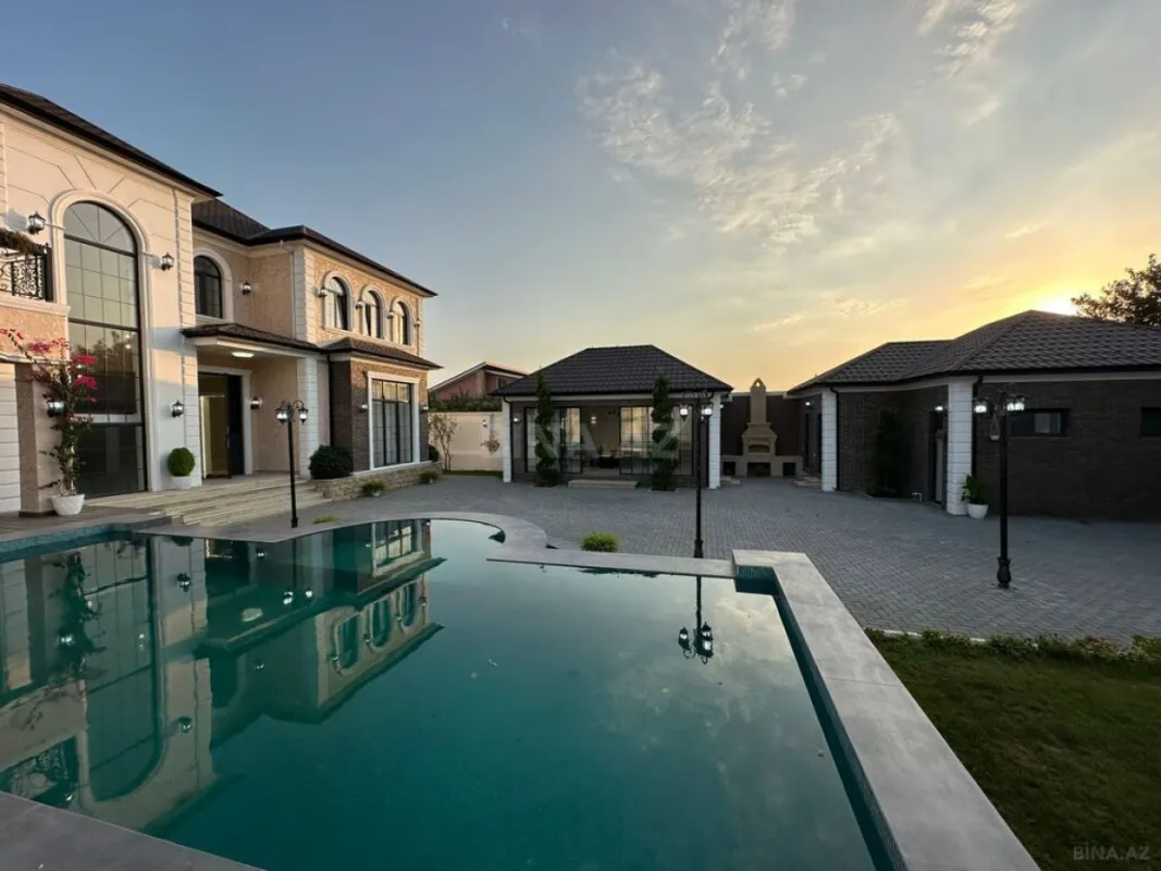 Satılır 6 otaqlı həyət evi 460 m²