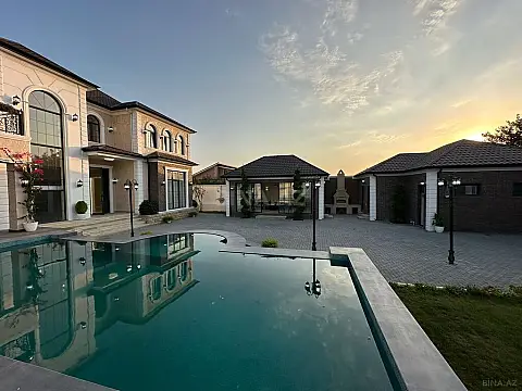Satılır 6 otaqlı həyət evi 460 m²