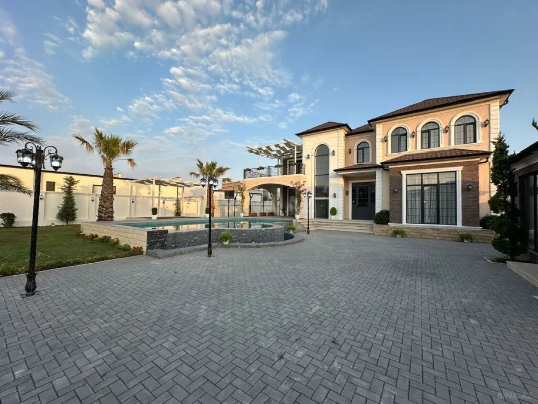 Satılır 6 otaqlı həyət evi 460 m²