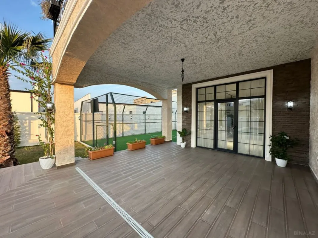 Satılır 6 otaqlı həyət evi 460 m²