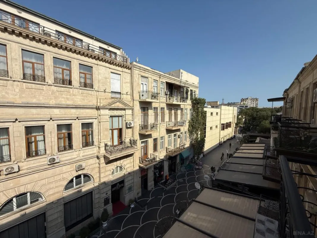 Satılır 1 otaqlı mənzil 35 m²