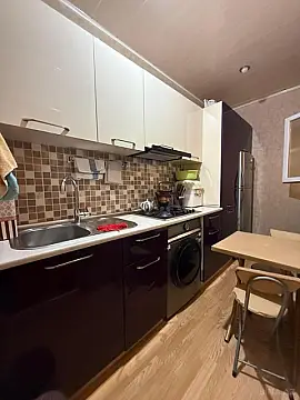 Satılır 1 otaqlı mənzil 35 m²