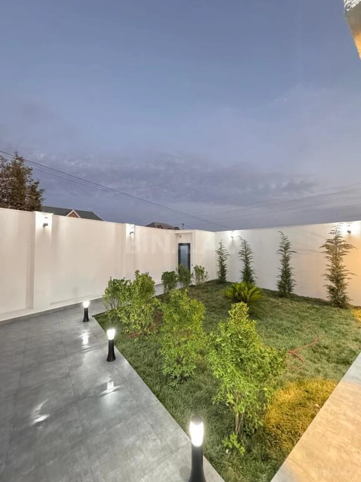 Satılır 4 otaqlı həyət evi 170 m²