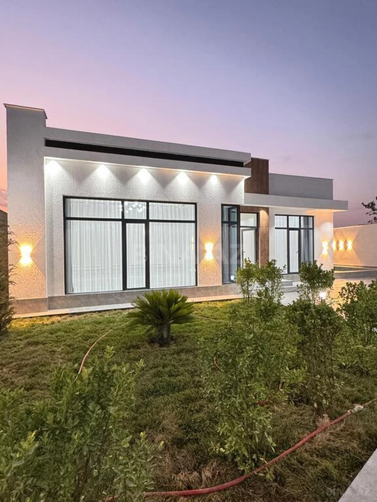 Satılır 4 otaqlı həyət evi 170 m²