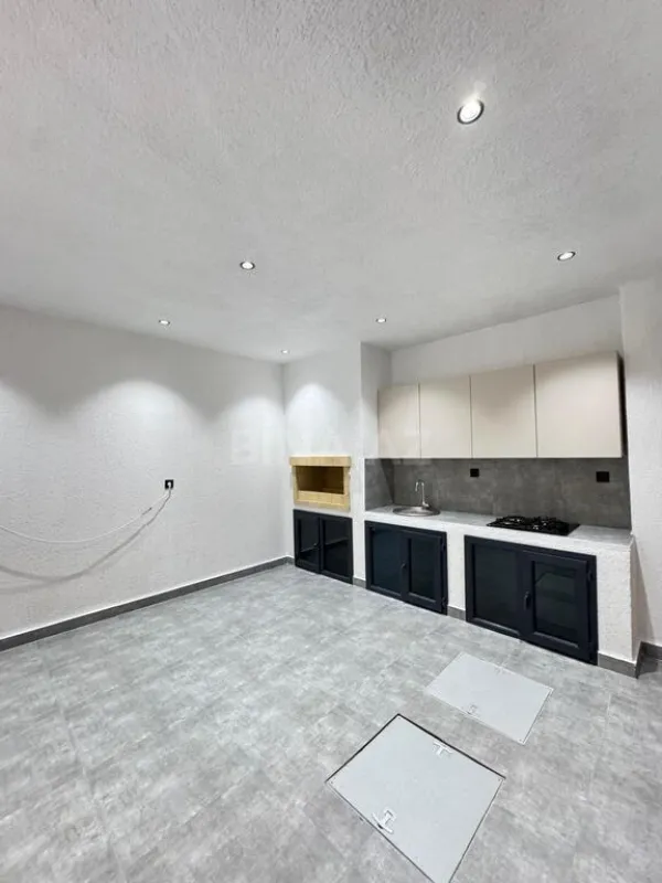 Satılır 4 otaqlı həyət evi 170 m²