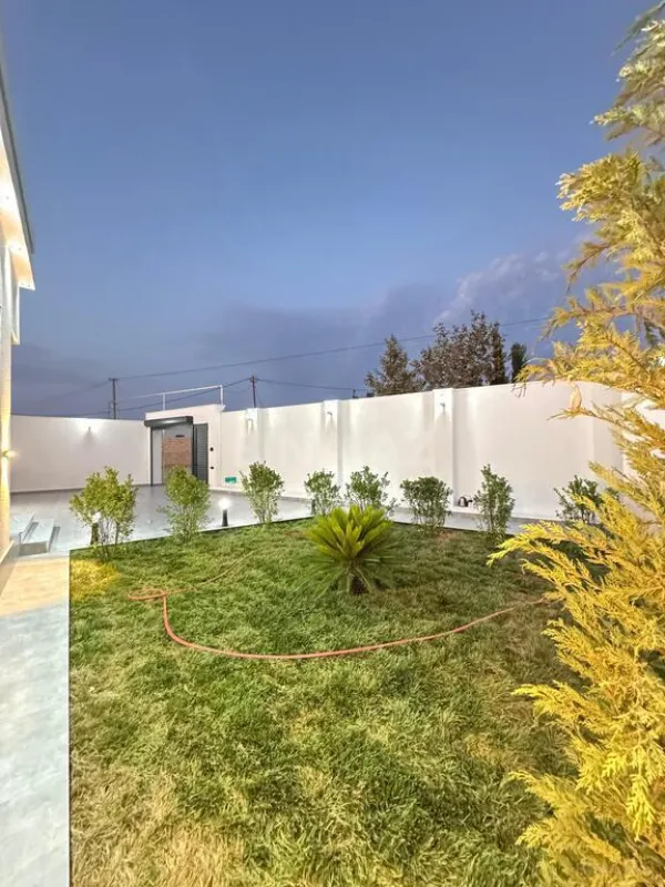 Satılır 4 otaqlı həyət evi 170 m²