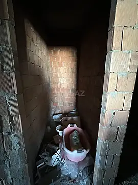 Satılır 3 otaqlı mənzil 130 m²