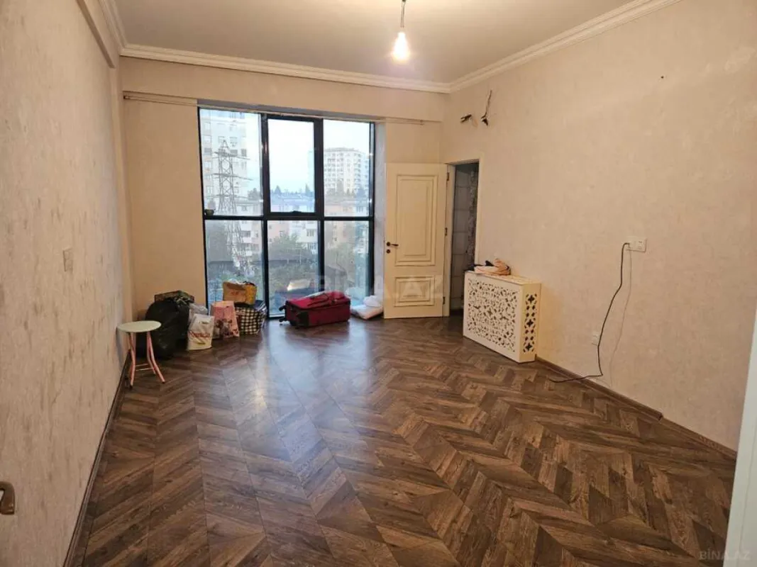 Satılır 3 otaqlı mənzil 90 m²