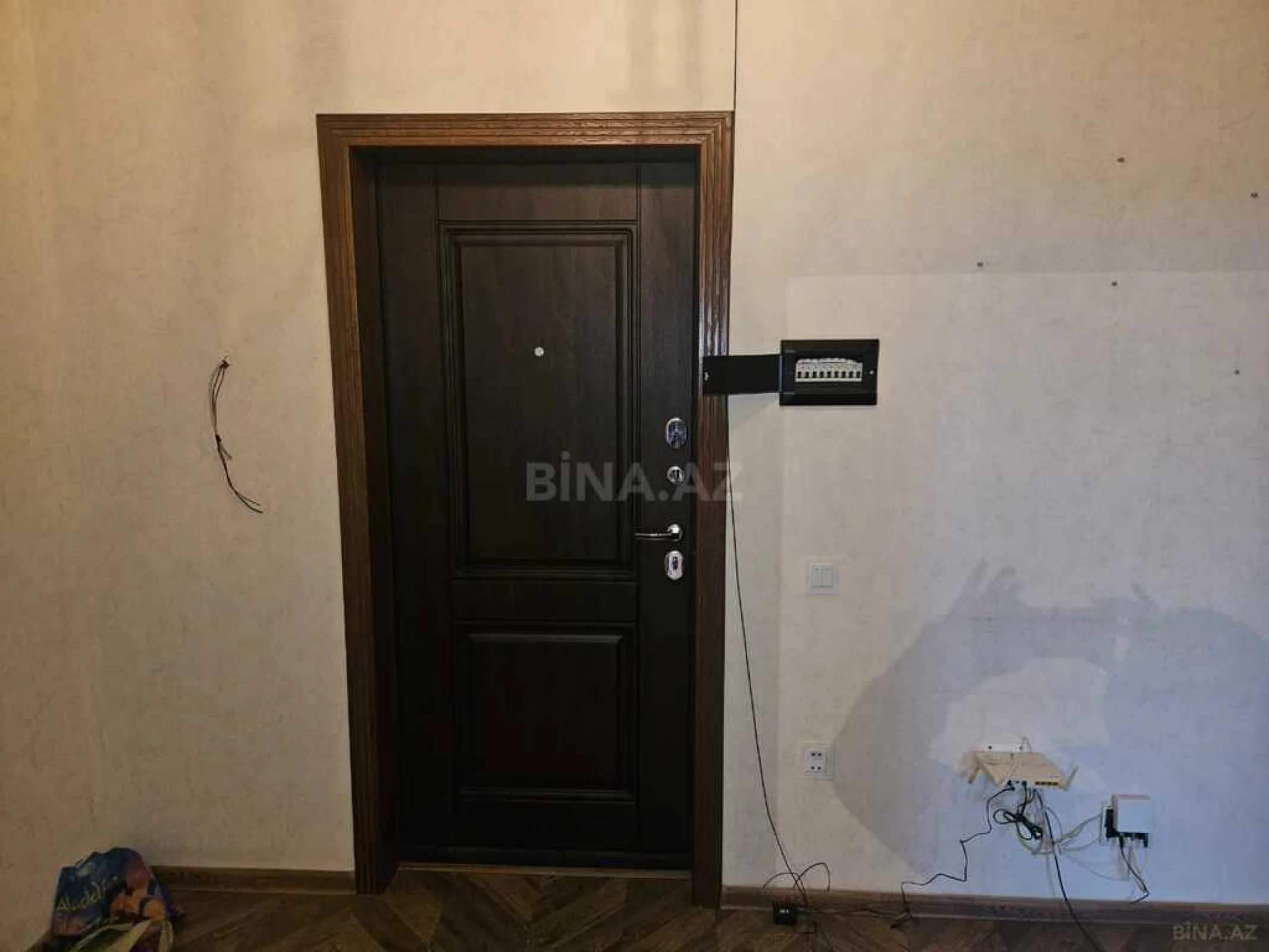 Satılır 3 otaqlı mənzil 90 m²